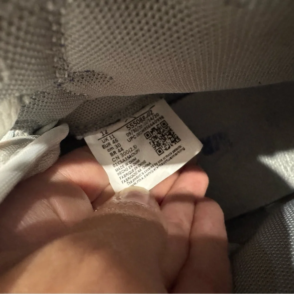 Air Jordan High-Top Sneakers - Picture 8 of 8